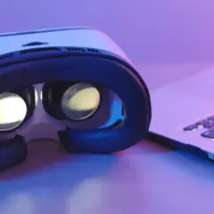 Czym jest Google VR? Zastosowania, funkcje i korzyści dla użytkowników
