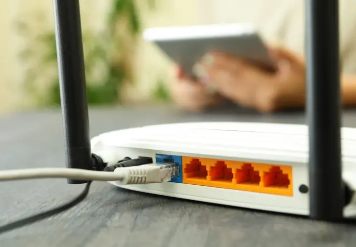 Internet radiowy czy mobilny – który wybrać, by uniknąć problemów z połączeniem?